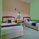 Capital O 93331 By Hexa Niaga Hospitalita