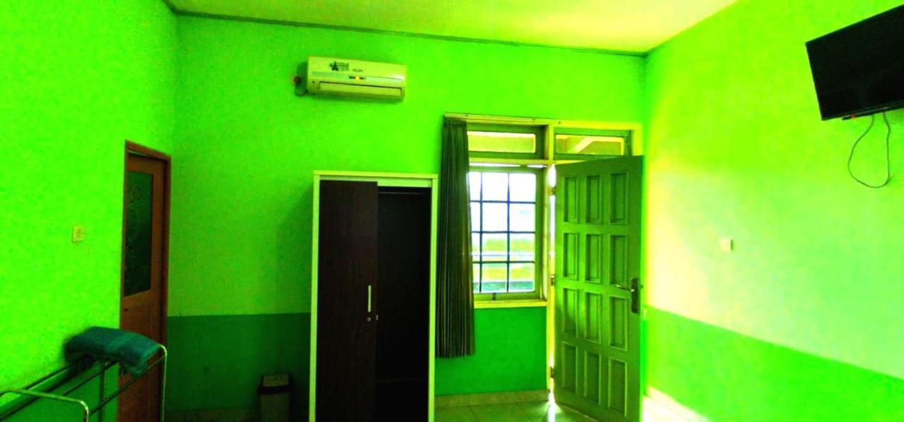 Hotel Capital O 93331 By Hexa Niaga Hospitalita Bandung